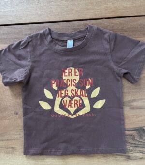 jeg er lige som jeg skal være t-shirt